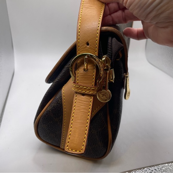 Rioni made in Italy top flap purse logo - Picture 9 of 9